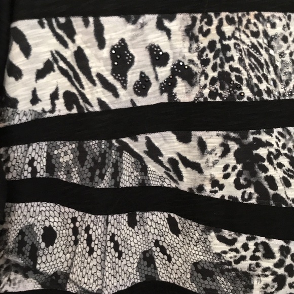 Chico’s Top - Picture 3 of 7